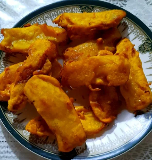 banana fritters