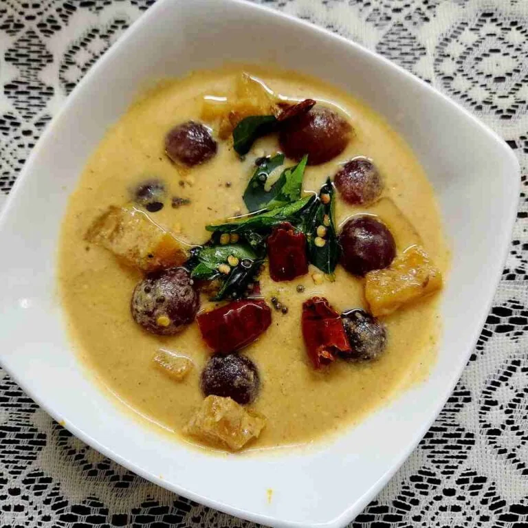 Pineapple Grapes Sweet Curry