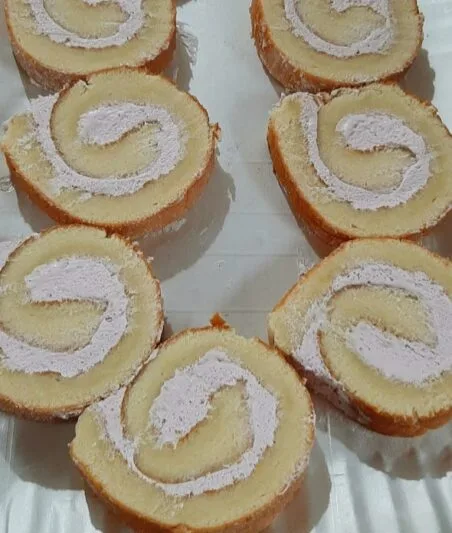 Vanilla Swiss Roll Cake