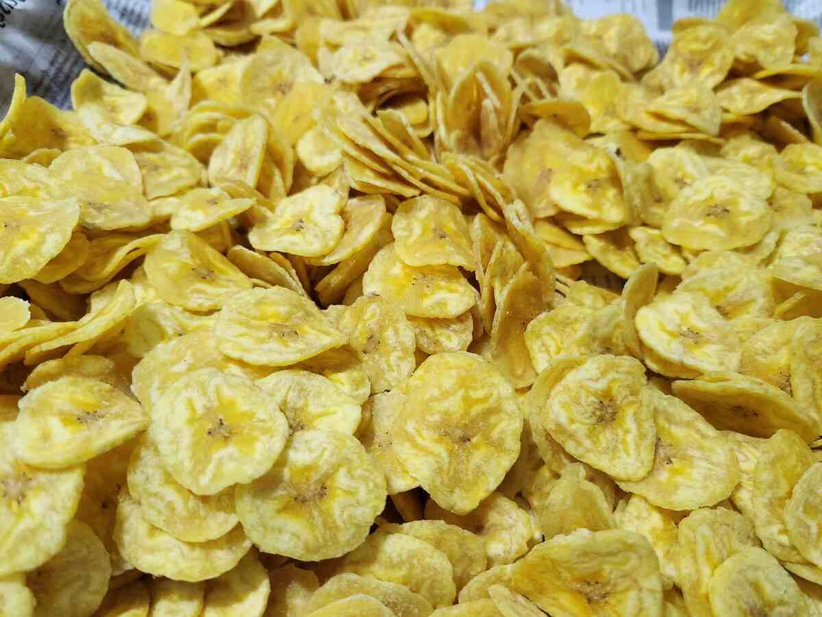 How to make Banana chips at home